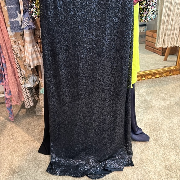 Amsale Womens Navy Sequined One Shoulder Evening Dress Gown NWT Size 4 - Picture 6 of 8